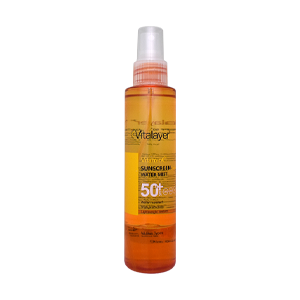 اسپری ضد آفتاب ویتامین سی ویتالیر SPF50 حجم 150 میلی لیتر