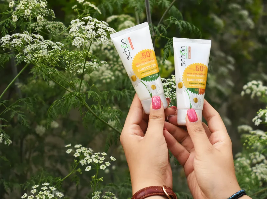 نقد و بررسی کرم ضد آفتاب رنگی طبیعی پوست های مختلط و چرب شون SPF50 حجم 50 میلی لیتر