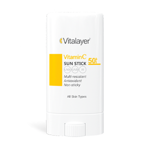 ضد آفتاب استیکی بی رنگ ویتامین سی ویتالیر SPF50 وزن 15 گرم